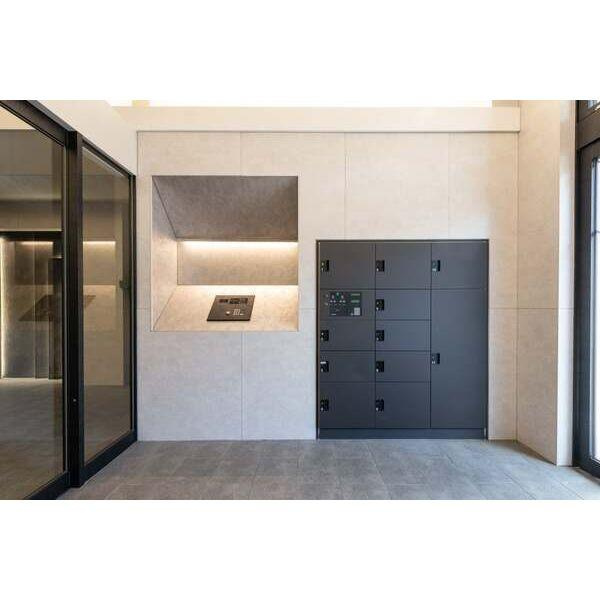 フロンティアタワー九条3のエントランス