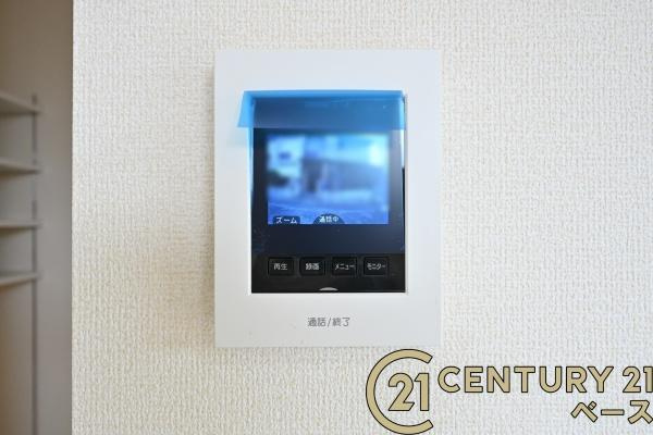 リーブルガーデン法蓮町 ２号棟 ／新築一戸建の内観：施工例|■ＴＶモニター付きインターホンで防犯対策もバッチリ！来客も一目でわかり安心です！■
