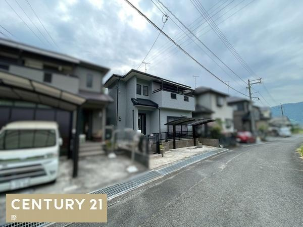 隅田町河瀬　中古戸建の前面道路含む現地写真