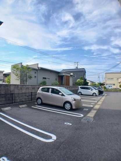 【駐車場】 | ヴェルアンジュ