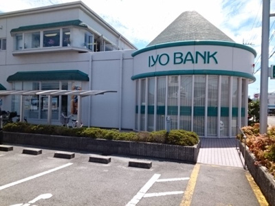 【周辺】 | プラド－ル立川Ｂ | 伊予銀行三津東支店様まで350m