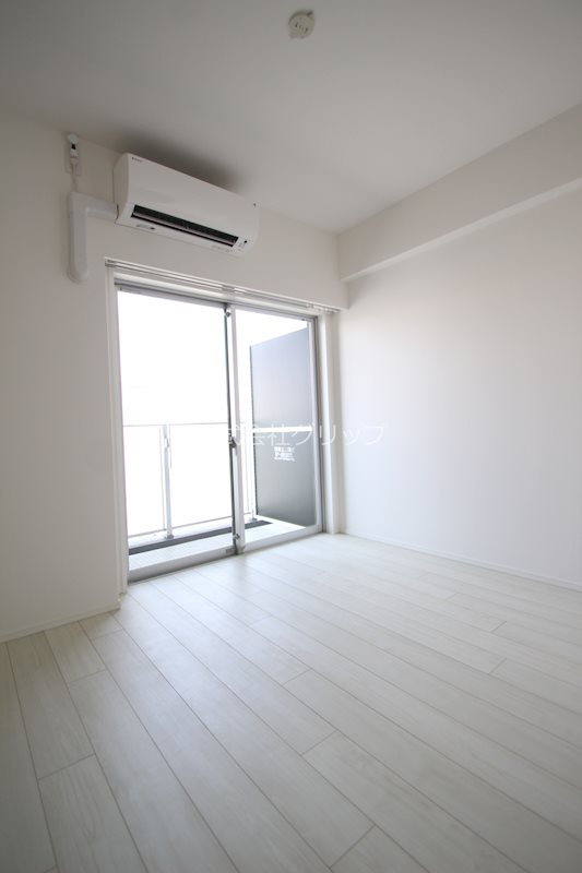 LUMEED横濱南の洋室