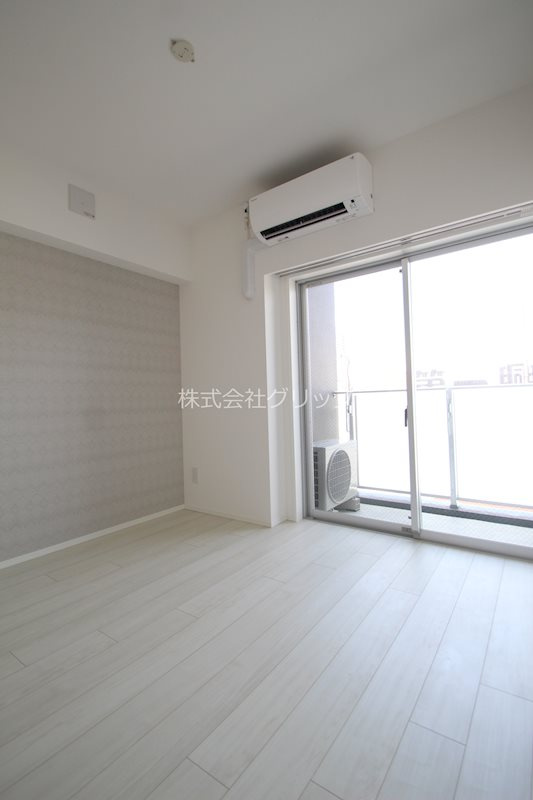 LUMEED横濱南の洋室