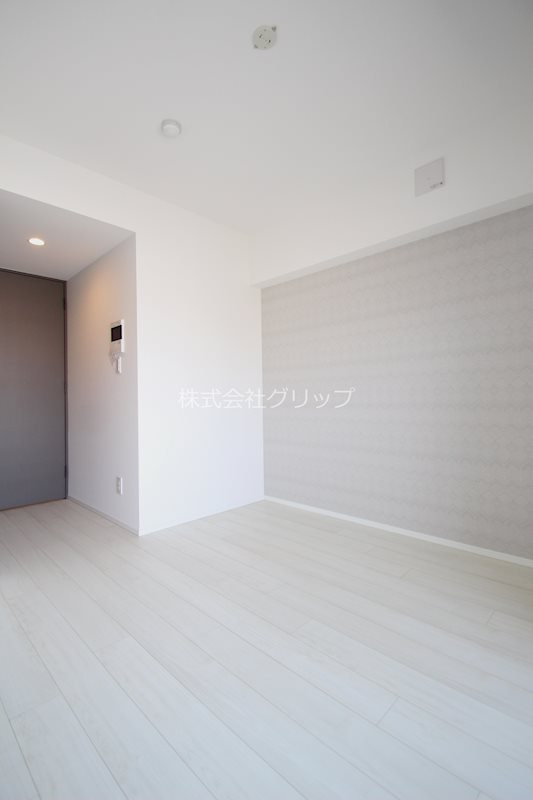 LUMEED横濱南の洋室