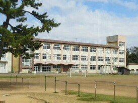 エトワールＢの周辺|国府小学校まで1800m