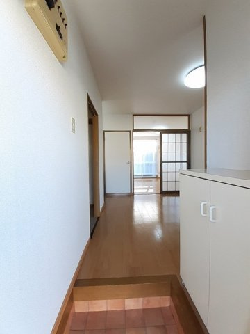 六田アパートＨＡＭＡＤＡの玄関