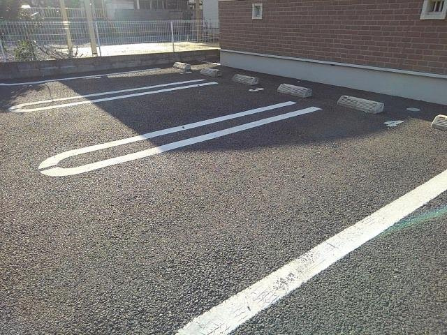 プリムローズの駐車場