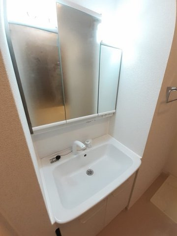 マルベリーＢの洗面所