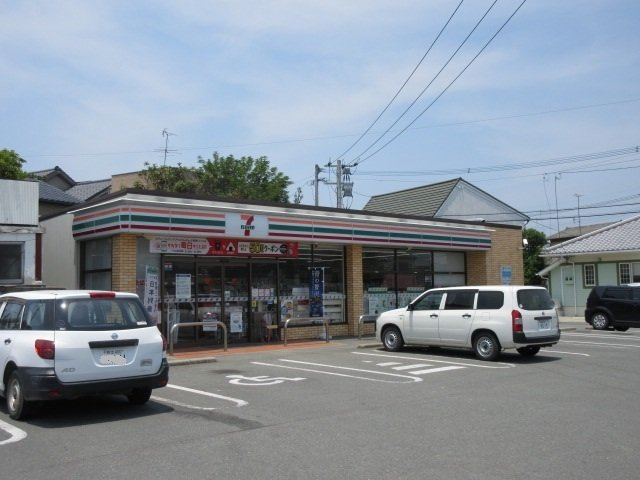 ハピネス・ベルＡの周辺|セブンイレブンまで490m