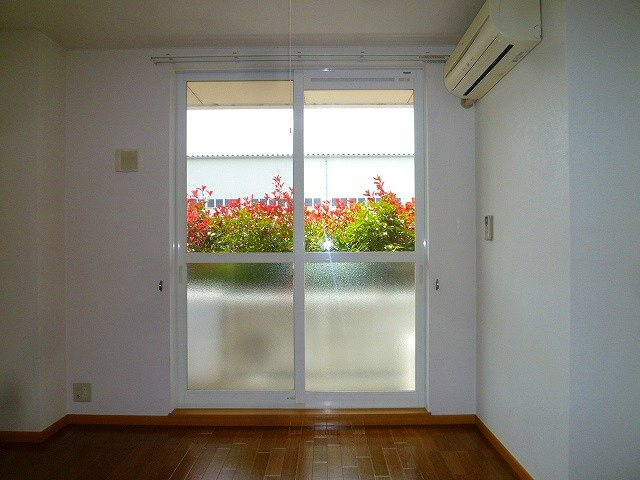 チューリップアベニューⅤの居間・リビング