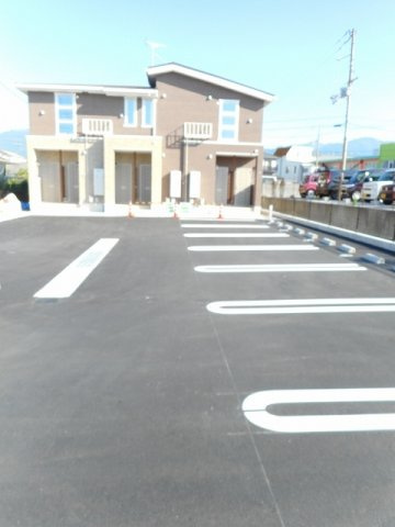 ｓａｌｔ　ｓｅｅの駐車場