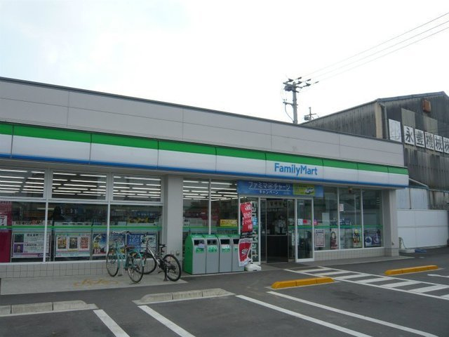 ｓａｌｔ　ｓｅｅの周辺|ファミリーマート新須賀町店様まで170m
