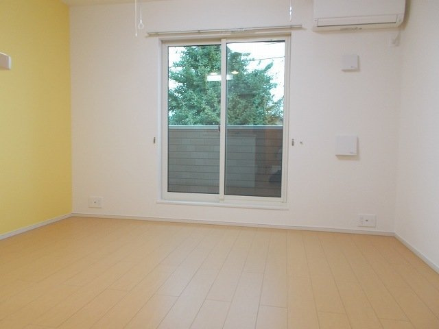 プルメリアの居間・リビング