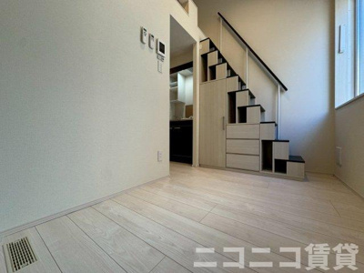 【居間・リビング】 | アリー小菅 | 別号室イメージの為、現状を優先致します。