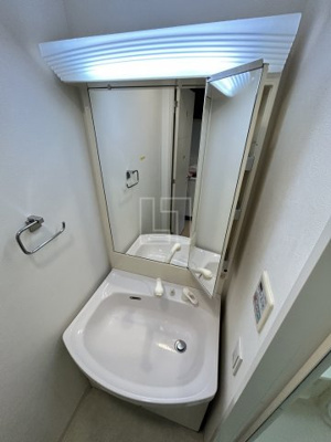 【独立洗面台】 | クラウンハイム北心斎橋フラワーコート | クラウンハイム北心斎橋フラワーコート　独立洗面化粧台