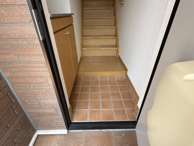 プロス　ＥＫＩＭＡＥの玄関