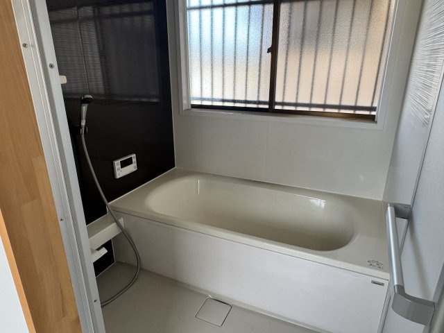 藤岡市中島　【リフォーム済・中古住宅】の浴室|日々の暮らしに欠かせないお風呂です