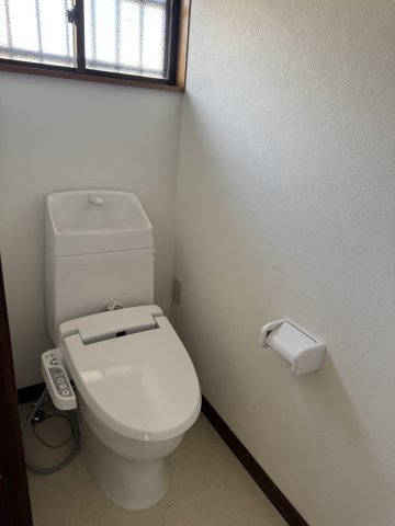 藤岡市中島　【リフォーム済・中古住宅】のトイレ|トイレもきれいです