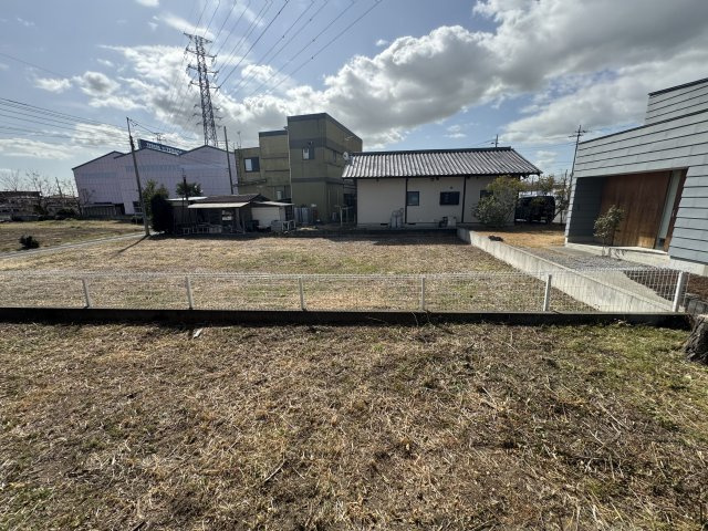藤岡市中島　【リフォーム済・中古住宅】の庭|お庭も活用できます