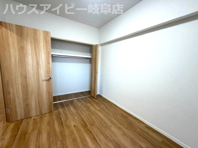 【洋室】の画像