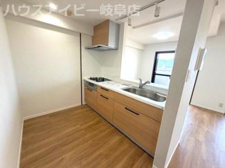 【キッチン】 | ダイアパレス長良西町6階部分！日当り・眺望良好です♪近隣駐車場確保あり！最寄りのバス停徒歩3分！ | ダイアパレス長良西町6階部分！日当り・眺望良好です♪近隣駐車場確保あり！最寄りのバス停徒歩3分！