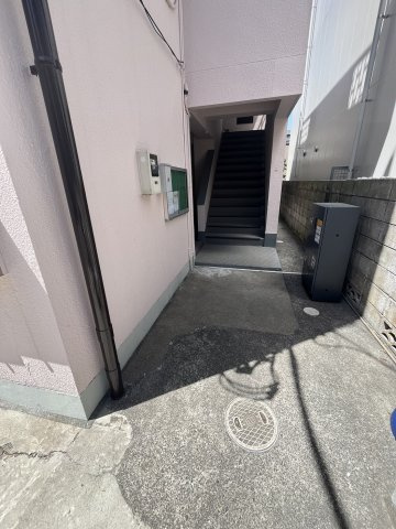 カスガヒルズのエントランス