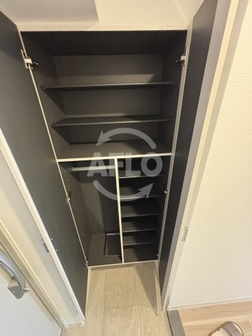 ベルンガーデン勝山北の収納|ベルンガーデン勝山北　シューズボックス