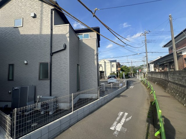 日野市平山５丁目新築の前面道路含む現地写真