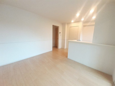 【居間・リビング】 | メゾン－８