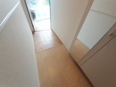 【玄関】 | メゾン－８