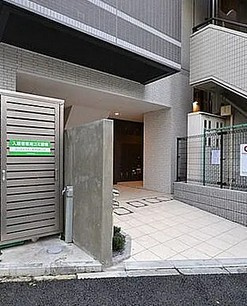 【エントランス】