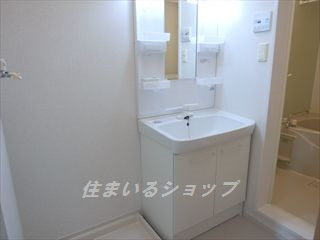 広島市安佐北区深川５丁目のアパートの洗面所