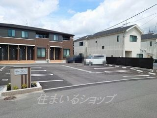 広島市安佐北区三入１丁目のアパートの駐車場