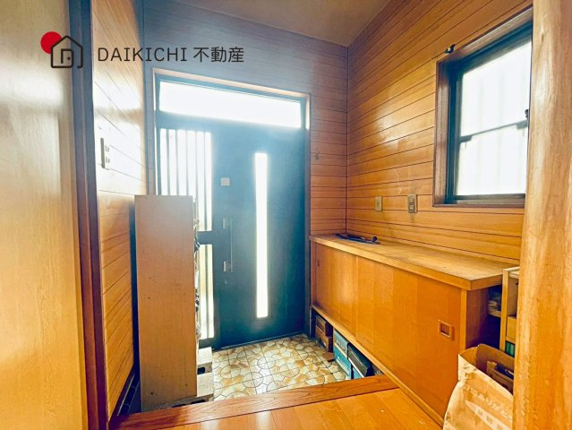 【玄関】 | 羽生市南7丁目　中古戸建　