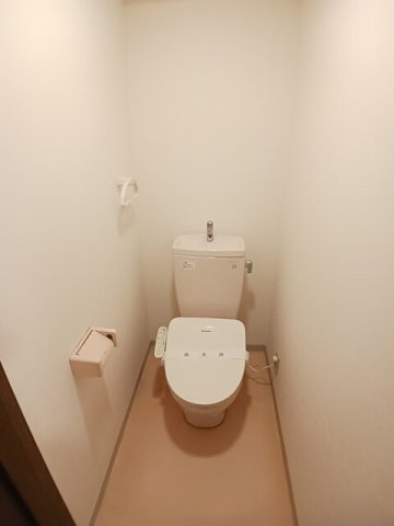 ボンヌールのトイレ|ゆったりとした空間のトイレです