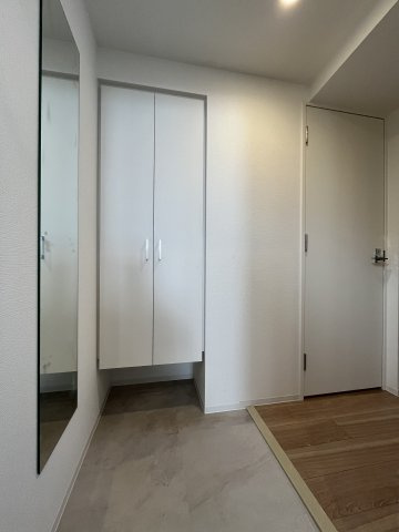 【玄関】 | セレニテ難波ミラク参番館