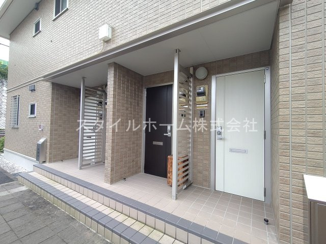 ロイヤルメゾン忠興のエントランス