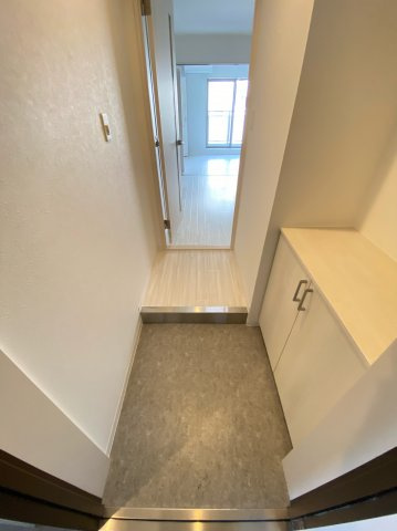 ラ・ハイール桃ヶ池公園の玄関