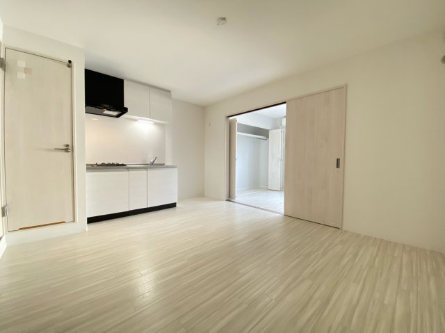 ラ・ハイール桃ヶ池公園の居間・リビング