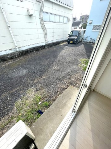 モンシャトー生田2の庭