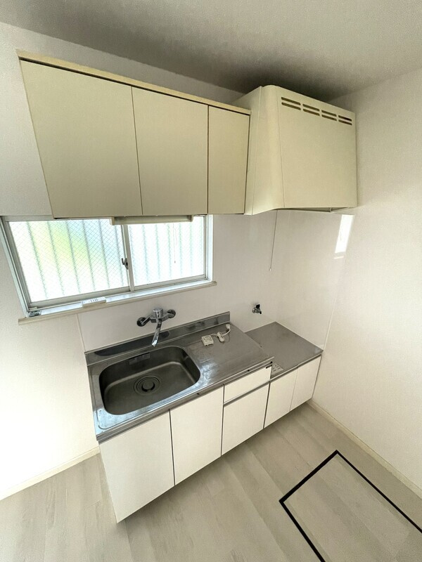 モンシャトー生田2のキッチン|※別号室の参考写真です