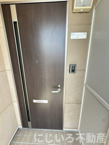 カネイコート日開野Ⅱの玄関