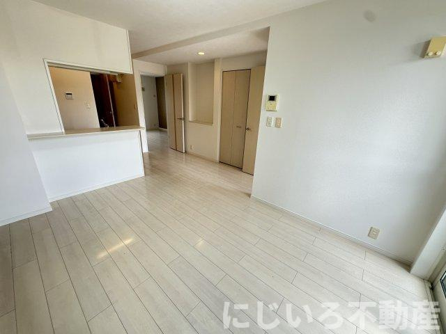 カネイコート日開野Ⅱの洋室