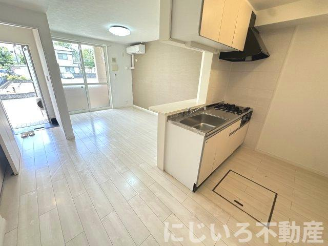 カネイコート日開野Ⅱの居間・リビング
