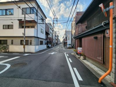 AREA DEUX（エリアドゥ）の周辺|前面道路