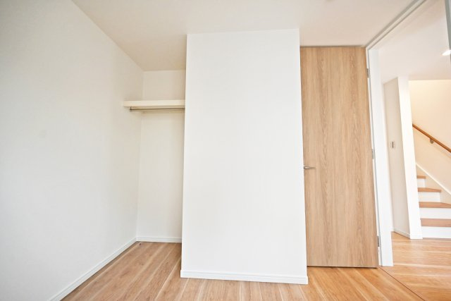 マドレコート西昆陽3丁目新築一戸建て｜3LDK＋駐車1台可の洋室|洋室4.0帖