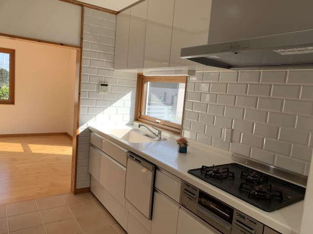 舞多聞西　中古一戸建てのキッチン|食器洗い乾燥機付