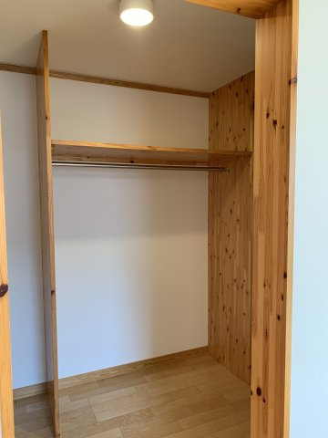 舞多聞西　中古一戸建ての収納