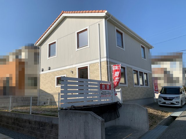 舞多聞西　中古一戸建ての外観