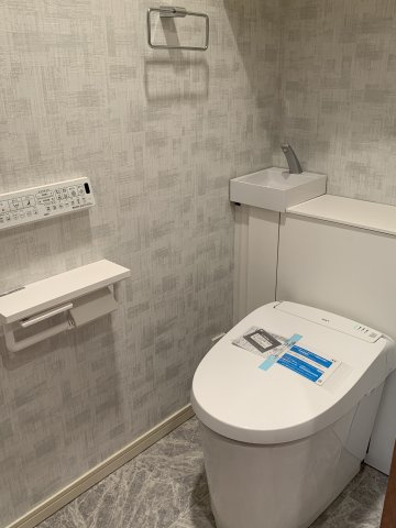 ワコーレ霞ヶ丘景彩館のトイレ|温水洗浄便座付
